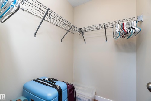 2 300 Queen Street, Spruce Grove, AB - Indoor With Storage