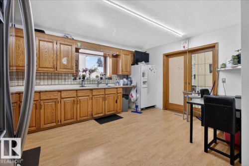 14920 95A Street, Edmonton, AB - Indoor Photo Showing Kitchen
