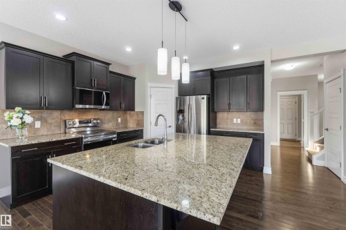 3683 8 Street, Edmonton, AB - Indoor Photo Showing Kitchen With Stainless Steel Kitchen With Double Sink With Upgraded Kitchen