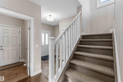 3683 8 Street, Edmonton, AB - Indoor Photo Showing Other Room