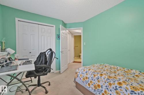 613 83 Street, Edmonton, AB - Indoor Photo Showing Bedroom