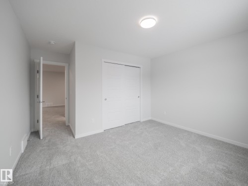 4631 Kinsella Landing, Edmonton, AB - Indoor Photo Showing Other Room