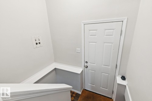 7601 91 Avenue, Edmonton, AB - Indoor Photo Showing Other Room