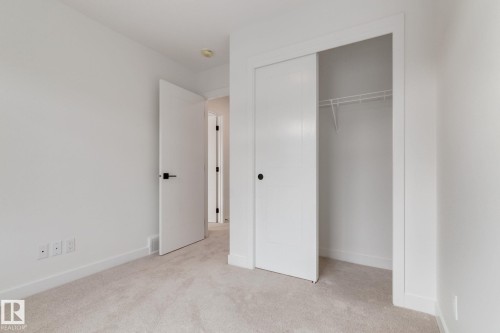 40 16231 19 Avenue, Edmonton, AB - Indoor Photo Showing Other Room