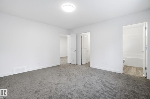 19 5122 213A Street, Edmonton, AB - Indoor Photo Showing Other Room