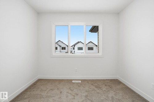 19 5122 213A Street, Edmonton, AB - Indoor Photo Showing Other Room