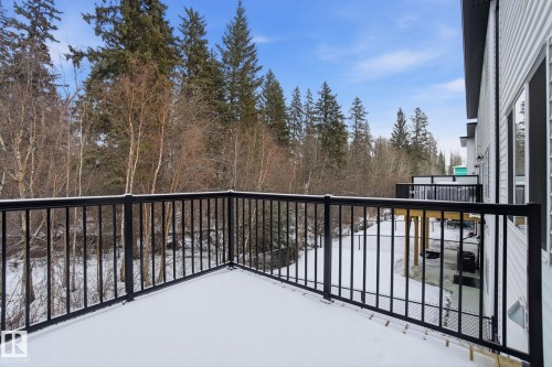 19 5122 213A Street, Edmonton, AB - Outdoor