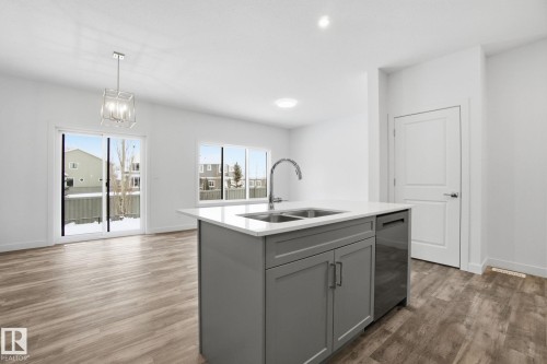 5 5122 213A Street Nw, Edmonton, AB - Indoor Photo Showing Kitchen With Double Sink