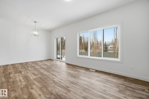 5 5122 213A Street Nw, Edmonton, AB - Indoor Photo Showing Other Room