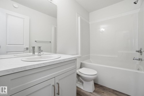 64 5122 213A Street, Edmonton, AB - Indoor Photo Showing Bathroom