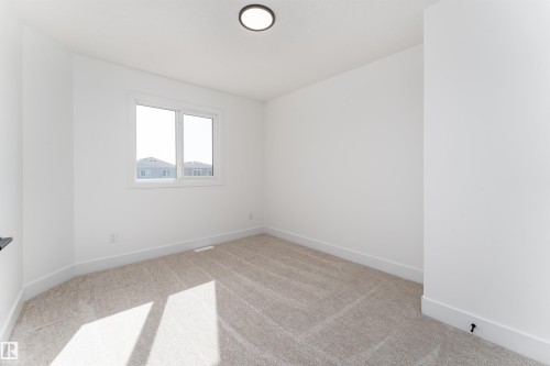3127 Magpie Way, Edmonton, AB - Indoor Photo Showing Other Room