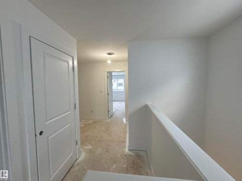 61 5122 213A Street, Edmonton, AB - Indoor Photo Showing Other Room