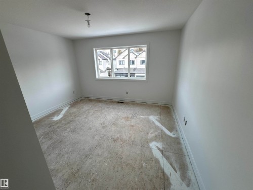 61 5122 213A Street, Edmonton, AB - Indoor Photo Showing Other Room