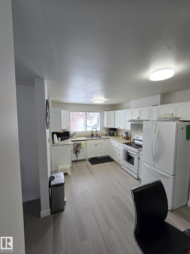 14224 78 Street, Edmonton, AB - Indoor Photo Showing Other Room