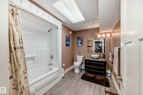 127 Keyport Circle, Leduc, AB - Indoor Photo Showing Bathroom