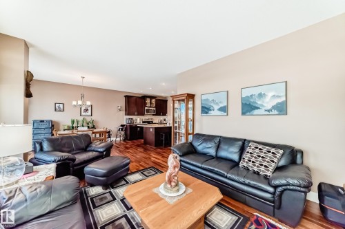 127 Keyport Circle, Leduc, AB - Indoor Photo Showing Living Room