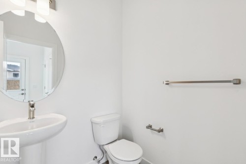 205 Wattle Road, Leduc, AB - Indoor Photo Showing Bathroom
