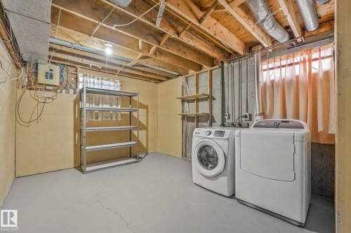 6411 12 Avenue, Edmonton, AB - Indoor Photo Showing Laundry Room