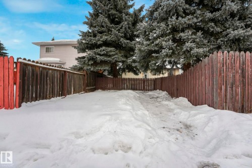 6411 12 Avenue, Edmonton, AB - Outdoor