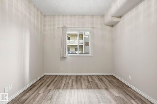 402 10235 112 Street, Edmonton, AB - Indoor Photo Showing Other Room