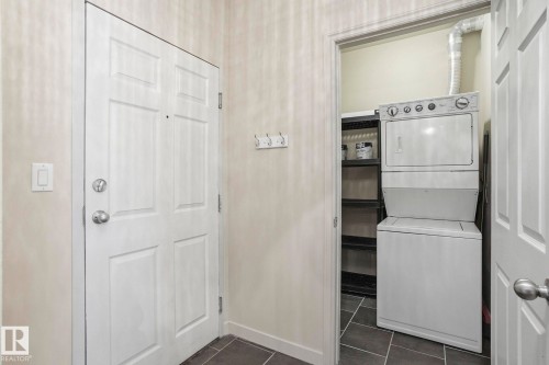402 10235 112 Street, Edmonton, AB - Indoor Photo Showing Laundry Room