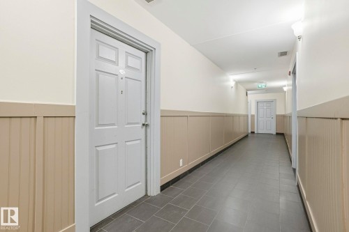 402 10235 112 Street, Edmonton, AB - Indoor Photo Showing Other Room