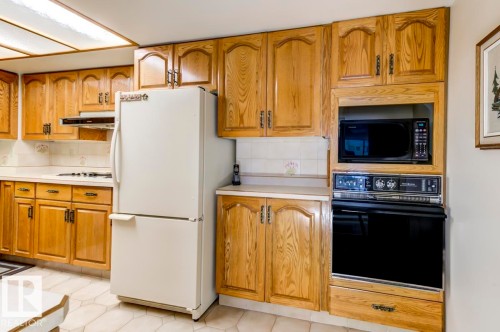 1403 11503 100 Avenue, Edmonton, AB - Indoor Photo Showing Kitchen