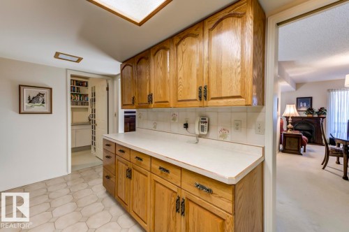 1403 11503 100 Avenue, Edmonton, AB - Indoor Photo Showing Kitchen