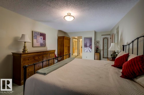 1403 11503 100 Avenue, Edmonton, AB - Indoor Photo Showing Bedroom