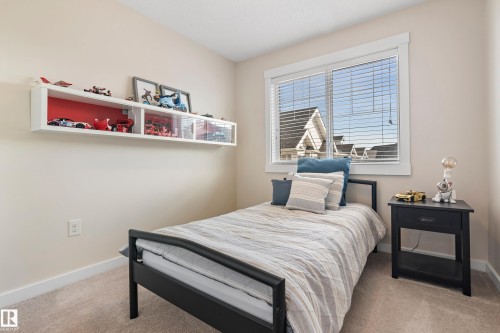 43 903 Crystallina Nera Way, Edmonton, AB - Indoor Photo Showing Bedroom
