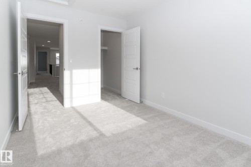 19004 20 Avenue, Edmonton, AB - Indoor Photo Showing Other Room