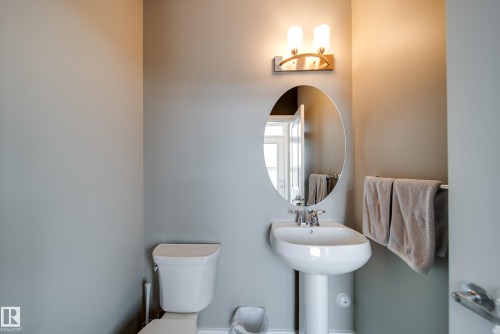 124 Southfork Road, Leduc, AB - Indoor Photo Showing Bathroom