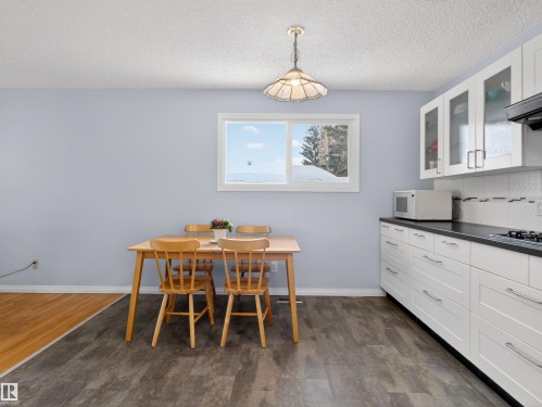 3 Fallhaven Place, St. Albert, AB - Indoor Photo Showing Dining Room