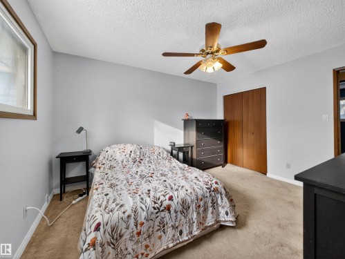 3 Fallhaven Place, St. Albert, AB - Indoor Photo Showing Bedroom
