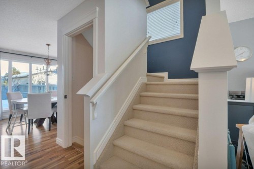 2464 Austin Crescent, Edmonton, AB - Indoor Photo Showing Other Room