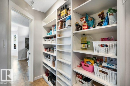 14 Dunfield Crescent, St. Albert, AB - Indoor With Storage