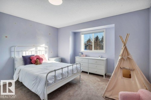 14 Dunfield Crescent, St. Albert, AB - Indoor Photo Showing Bedroom
