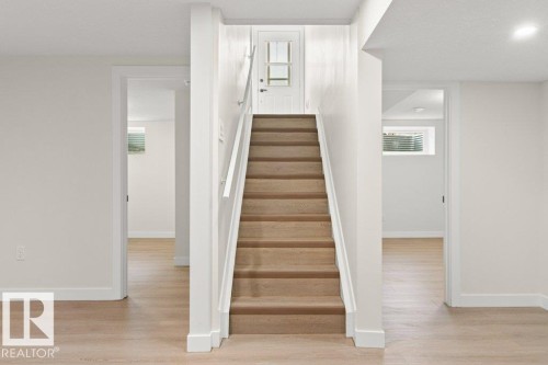 3043 142 Avenue, Edmonton, AB - Indoor Photo Showing Other Room