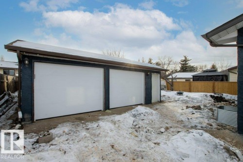 3043 142 Avenue, Edmonton, AB - Outdoor