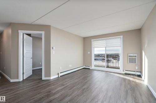 #206 4002 47 St, Drayton Valley, AB - Indoor Photo Showing Other Room