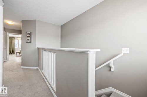7020 22 Avenue Sw, Edmonton, AB - Indoor Photo Showing Other Room