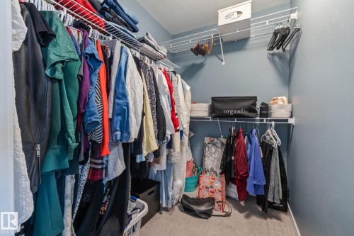 7020 22 Avenue Sw, Edmonton, AB - Indoor With Storage