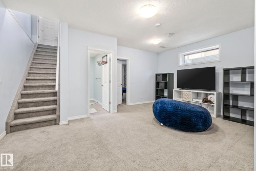 7020 22 Avenue Sw, Edmonton, AB - Indoor