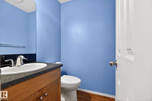 108 150 Edwards Drive, Edmonton, AB - Indoor Photo Showing Bathroom