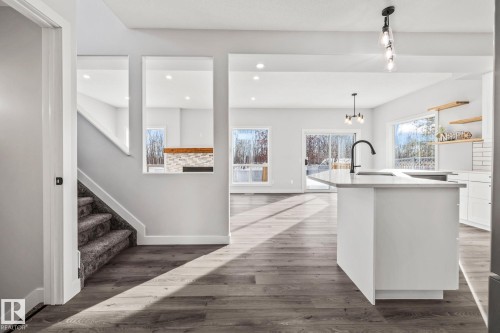 69 Hamilton Crescent, St. Albert, AB - Indoor Photo Showing Other Room