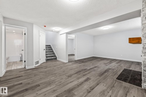 69 Hamilton Crescent, St. Albert, AB - Indoor Photo Showing Other Room
