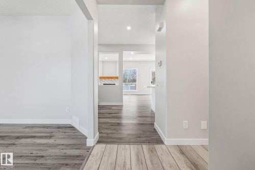 69 Hamilton Crescent, St. Albert, AB - Indoor Photo Showing Other Room