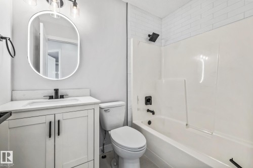 69 Hamilton Crescent, St. Albert, AB - Indoor Photo Showing Bathroom