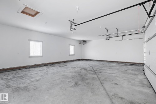 6 52019 Rge Rd 20, Rural Parkland County, AB - Indoor Photo Showing Garage