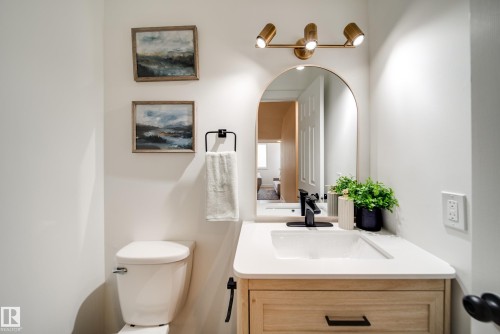 66 Akinsdale Gardens, St. Albert, AB - Indoor Photo Showing Bathroom